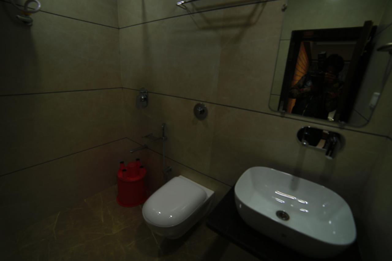 Mid Town Inn Abu Zewnętrze zdjęcie